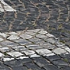 W jaki sposób nawierzchnia wpływa na przyczepność opon?